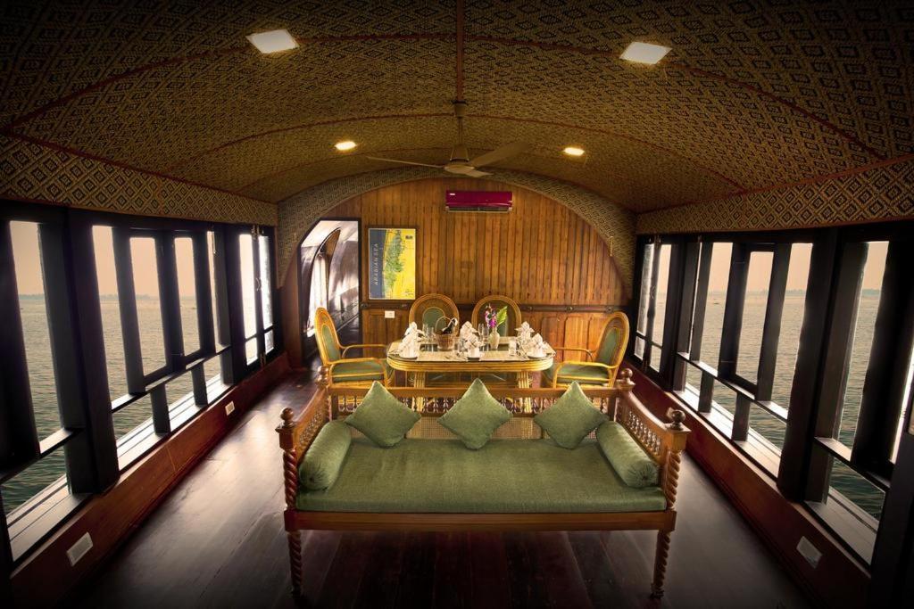 Vivaresidence Homestay Alappuzha Экстерьер фото